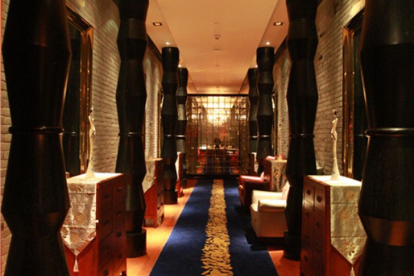 成都慢生活：遮阳喝茶，养生又解压(成都晒太阳喝茶的地方)